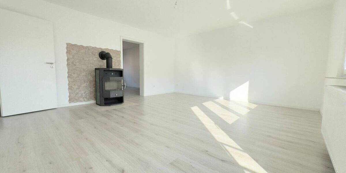 Etagenwohnung Pforzheim Nordstadt - 5 Zimmer, 124 m&sup2;, 1.320&euro; | Angebot:26228704