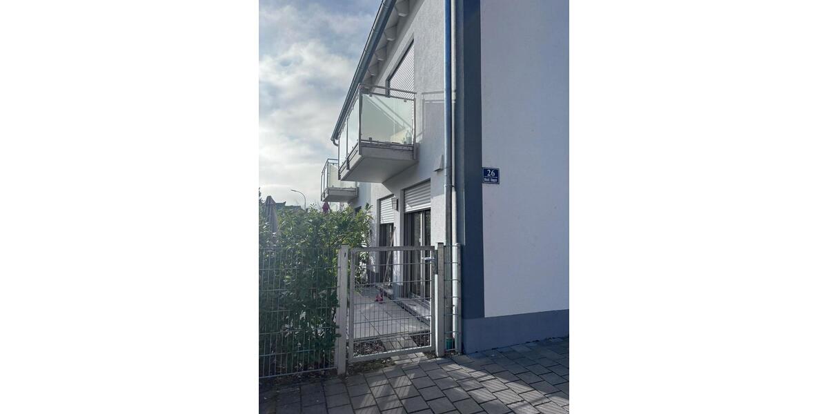Doppelhaushälfte Ingolstadt - 5 Zimmer, 117 m&sup2;, 630.000&euro; | Angebot:27096378