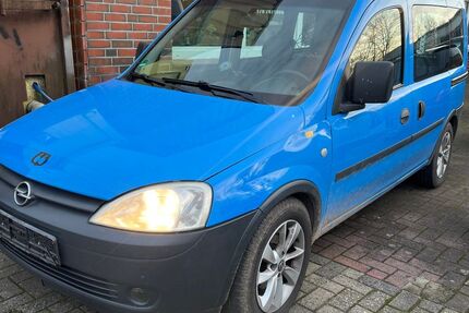 Opel Combo 154.837 km 2.999 &euro; Rastede 26180