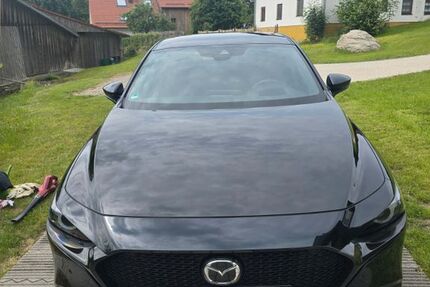 Mazda 3 55.500 km 18.750 &euro; Regensburg 93049