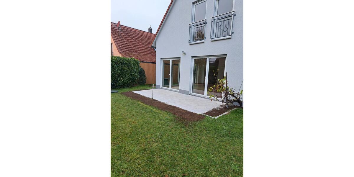 Einfamilienhaus Gunzenhausen - 5 Zimmer, 135 m&sup2;, 1.500&euro; | Angebot:26317362