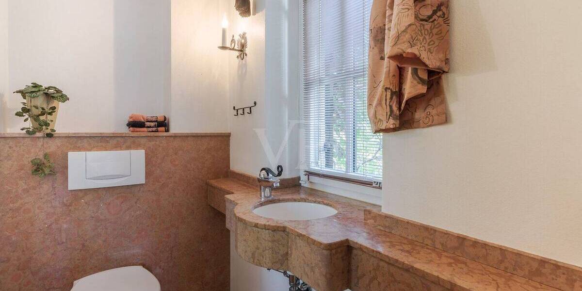 Einfamilienhaus Wehrheim - 8 Zimmer, 227 m&sup2;, 995.000&euro; | Angebot:25742958