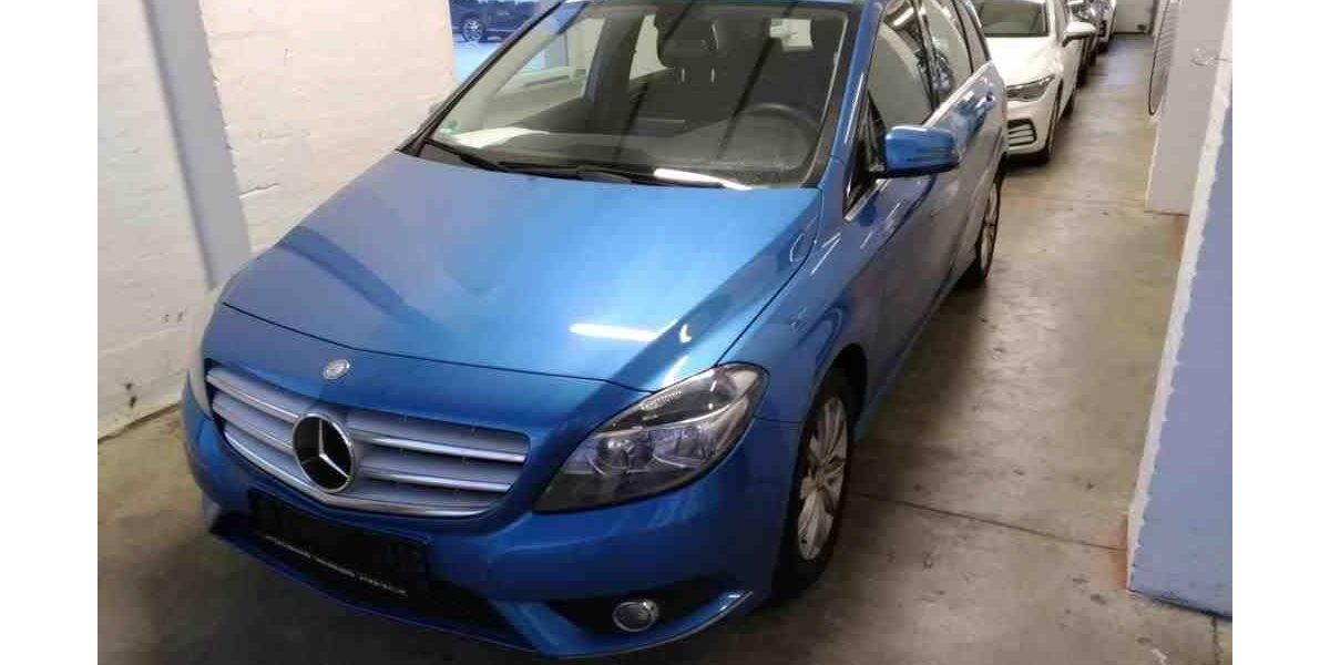 Mercedes-Benz B 180 296.951 km 3.990 &euro; Braunschweig 38122