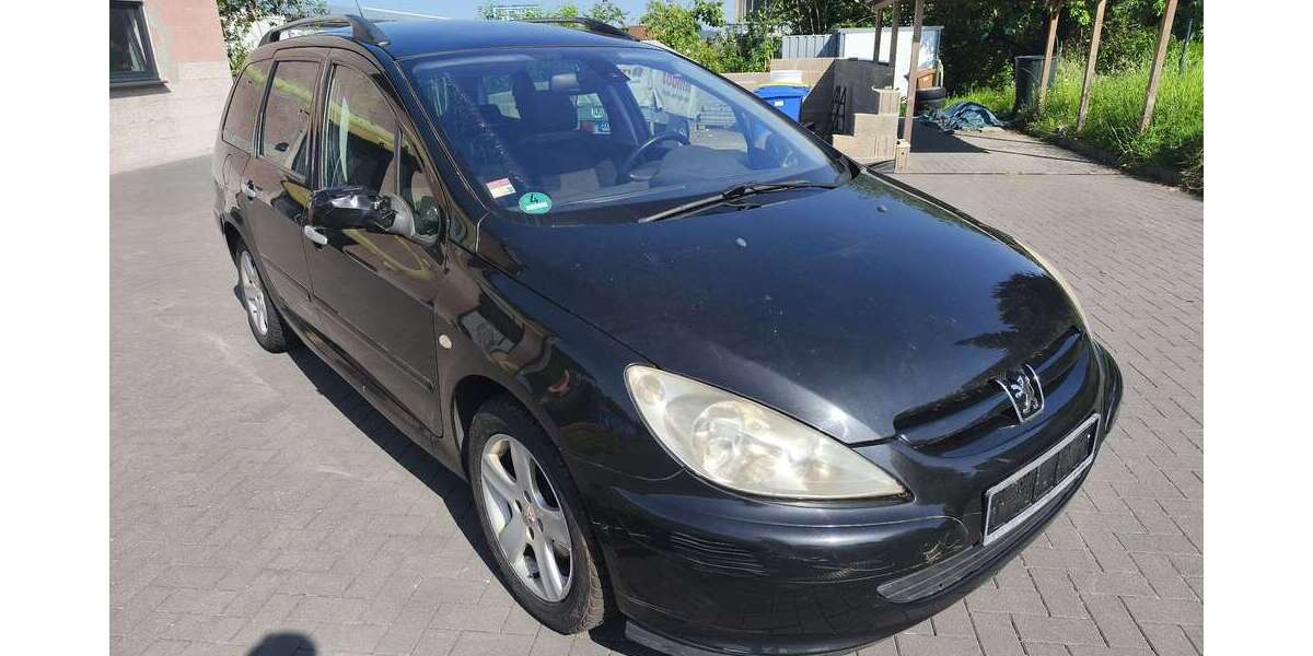 Peugeot 307 293.000 km 900 &euro; Helmenzen 57612