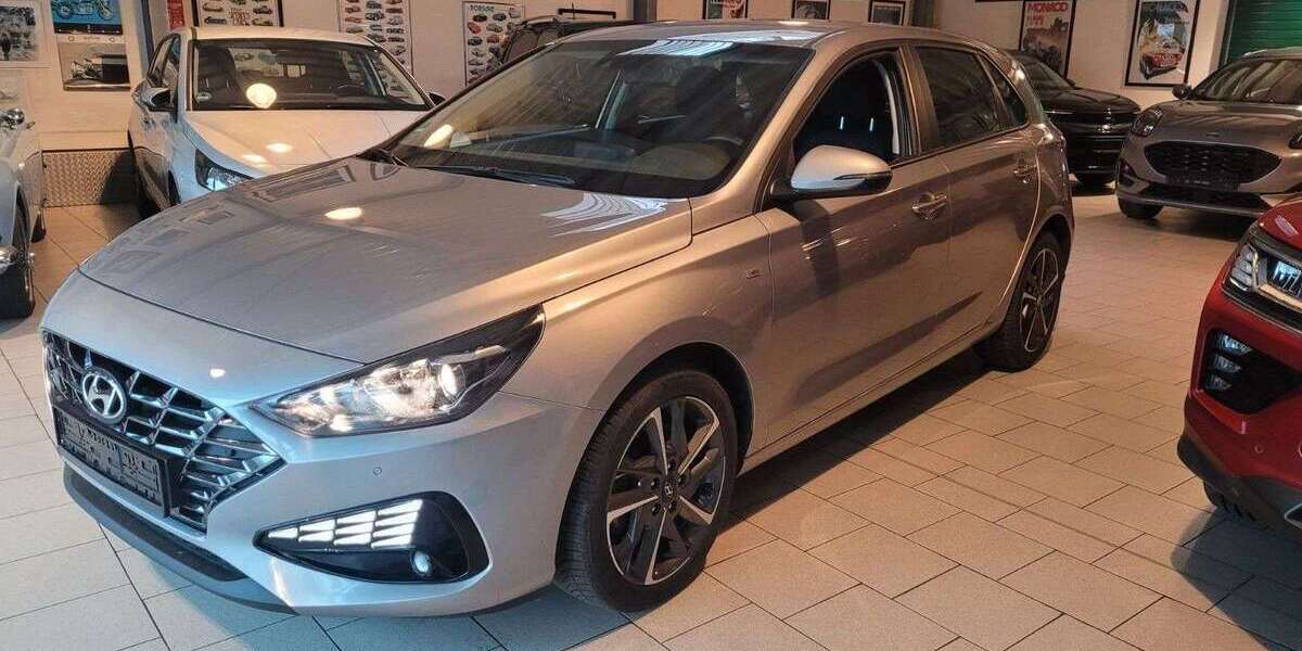 Hyundai i30 80.350 km 13.450 &euro; Oberhausen 46049
