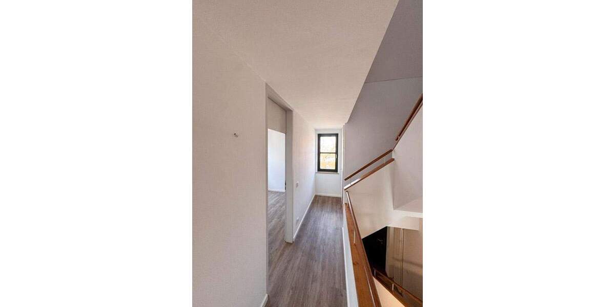 Doppelhaushälfte Krailling - 7 Zimmer, 140 m&sup2;, 2.730&euro; | Angebot:25568316