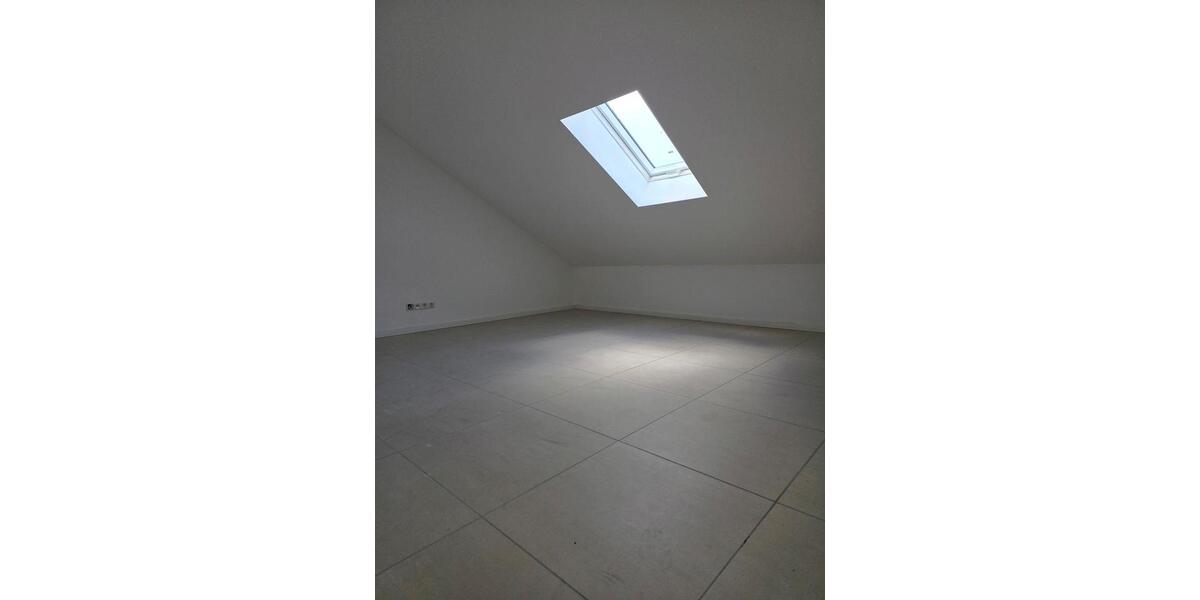 Dachgeschoßwohnung Norderstedt Friedrichsgabe - 3 Zimmer, 84 m&sup2;, 1.790&euro; | Angebot:25948582