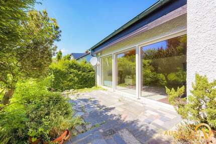 Haus Lappersdorf - 5 Zimmer, 215 m&sup2;, 697.000&euro; | Angebot:26273622