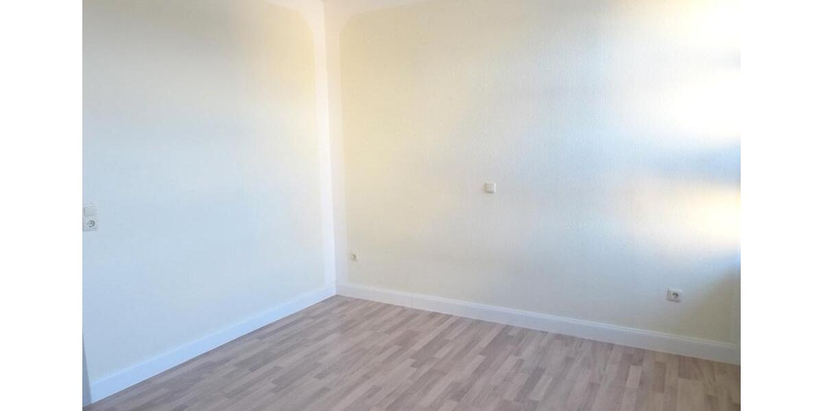 Etagenwohnung Schönebeck (Elbe) - 2 Zimmer, 60 m&sup2;, 450&euro; | Angebot:26421463
