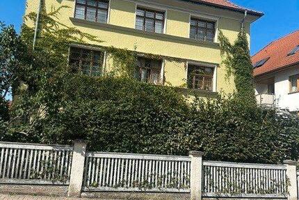 Wohnung Gotha - 4 Zimmer, 110 m&sup2;, 600&euro; | Angebot:27714572