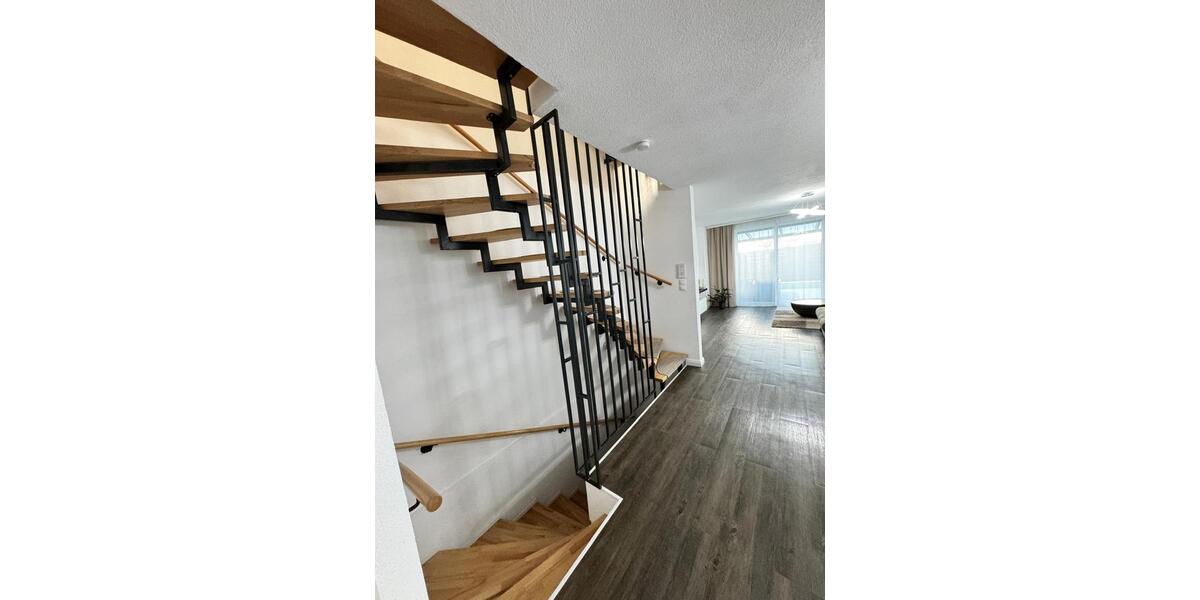 Reihenhaus Künzelsau - 5 Zimmer, 160 m&sup2;, 550.000&euro; | Angebot:25822264