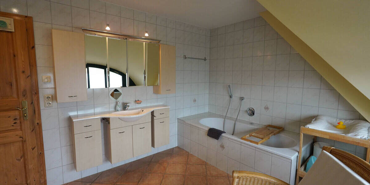 Mehrfamilienhaus, Wohnhaus Mölschow - 6 Zimmer, 180 m&sup2;, 399.000&euro; | Angebot:26672183