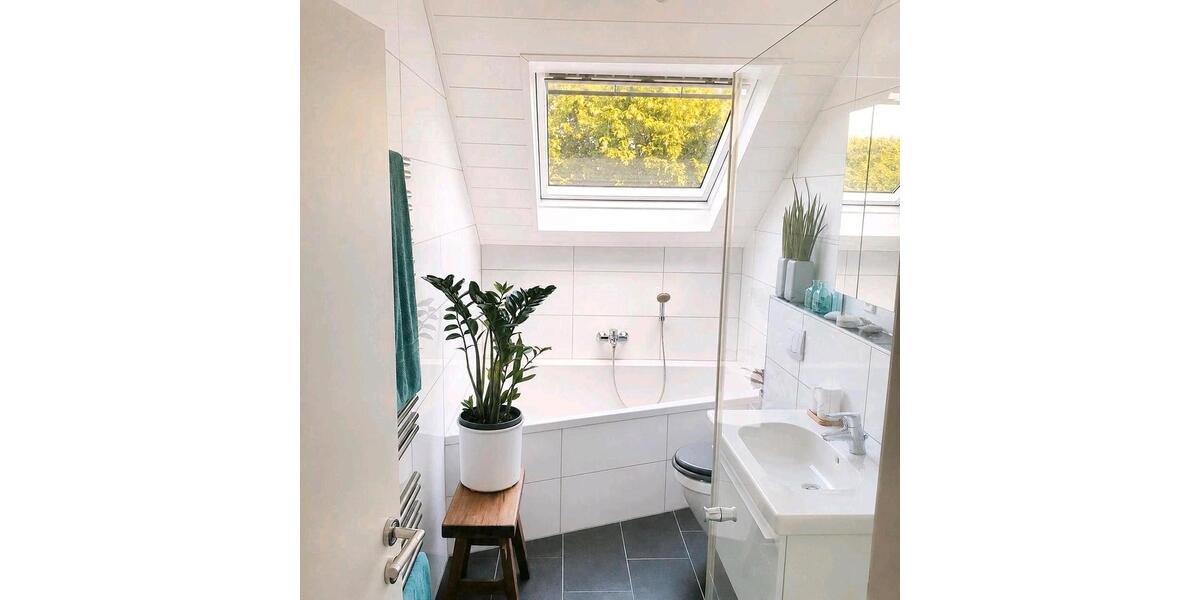 Dachgeschoßwohnung Emmerich am Rhein - 2 Zimmer, 60 m&sup2;, 159.000&euro; | Angebot:26677851