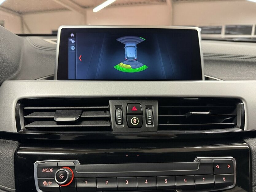 X2 xDrive 20i /LED/Navi/Ahk/VZE/Park-Ass