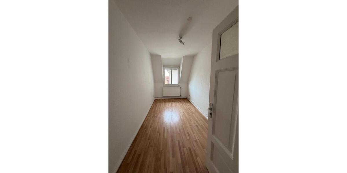 Dachgeschoßwohnung Osnabrück Wüste - 3.5 Zimmer, 99 m&sup2;, 1.050&euro; | Angebot:26337284