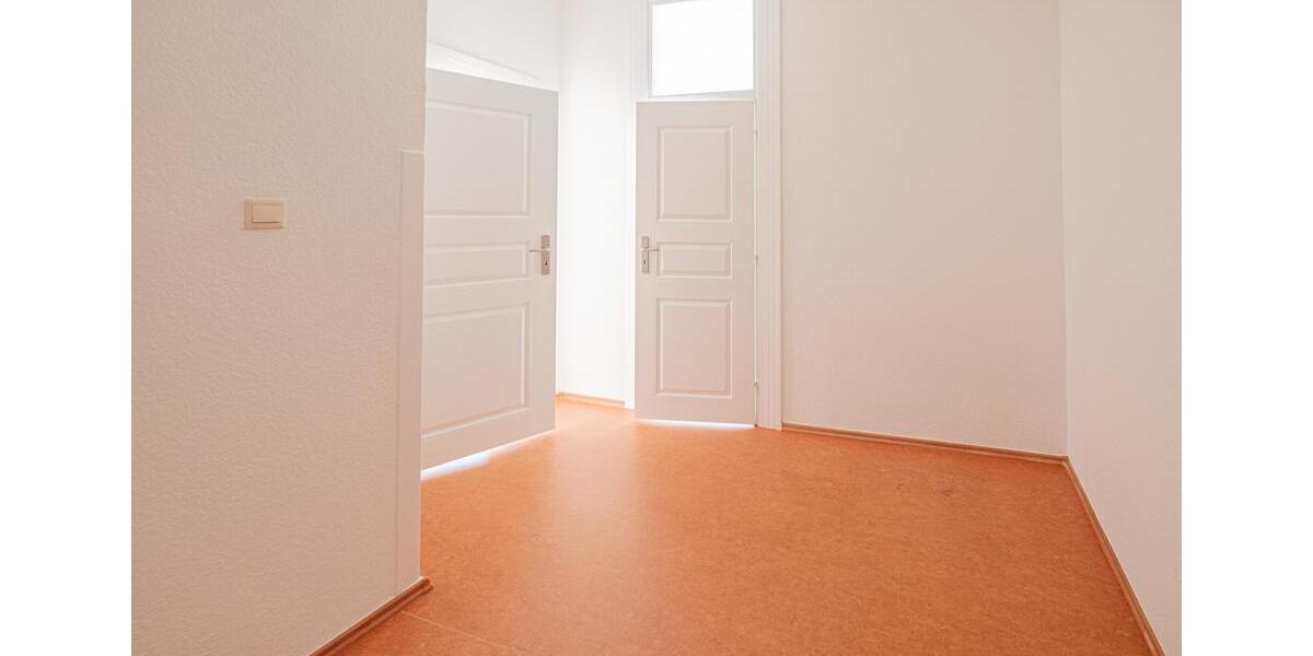 Etagenwohnung Pirna - 2 Zimmer, 56 m&sup2;, 420&euro; | Angebot:25369444