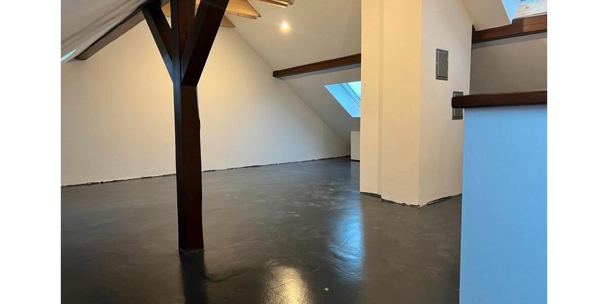 Reihenhaus Sonneberg - 5 Zimmer, 110 m&sup2;, 1.000&euro; | Angebot:24754381