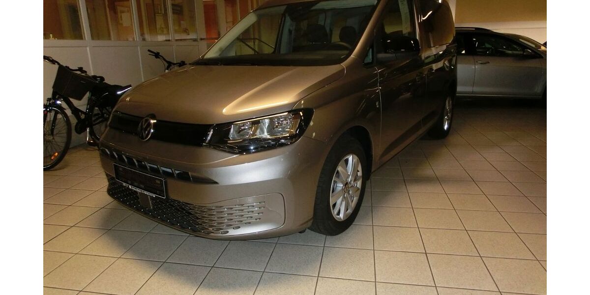 VW Caddy 3.900 km 27.990 &euro; Albersdorf 25767
