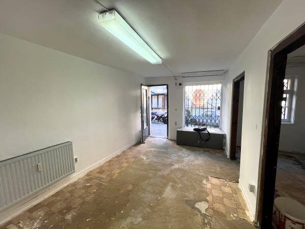 Gewerbeobjekt Lauf - 3 Zimmer, 780&euro; | Angebot:25748005