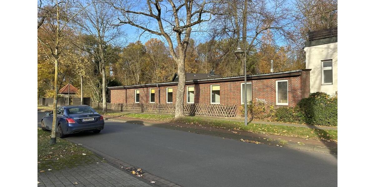 Büros mit kleiner Halle zimmer