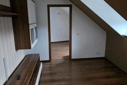Wohnung Dinslaken Hiesfeld - 2.5 Zimmer, 35 m&sup2;, 640&euro; | Angebot:25612850