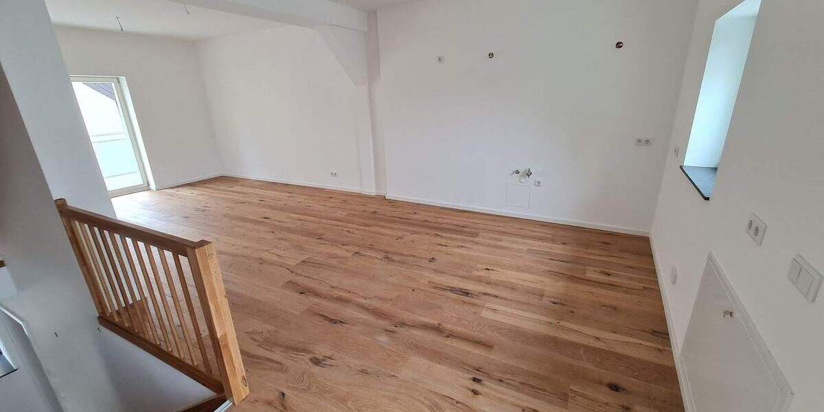 Mehrfamilienhaus, Wohnhaus Jena Zwätzen - 6 Zimmer, 1.830&euro; | Angebot:24872597