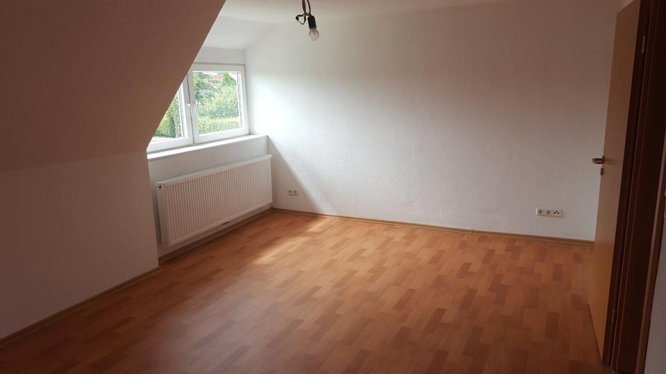 Dachgeschoßwohnung Westerholt - 2 Zimmer, 55 m&sup2;, 490&euro; | Angebot:26409053