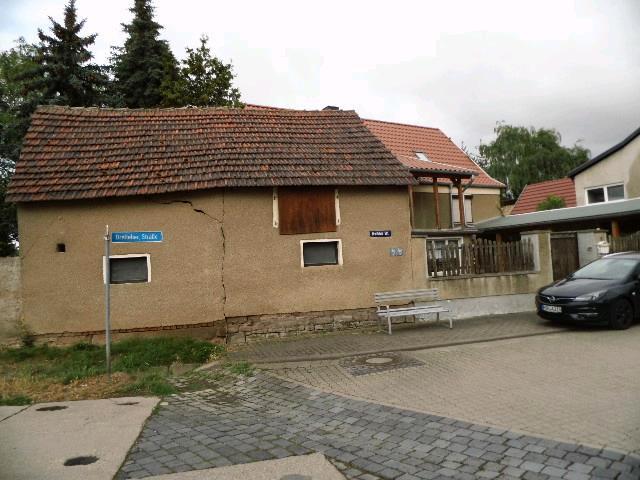 Einfamilienhaus Artern - 7 Zimmer, 170 m&sup2;, 65.000&euro; | Angebot:27127870