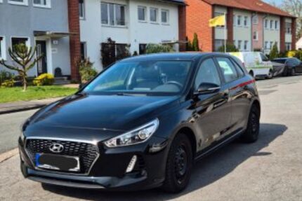Hyundai i30 77.100 km 9.800 &euro; Herten 45701