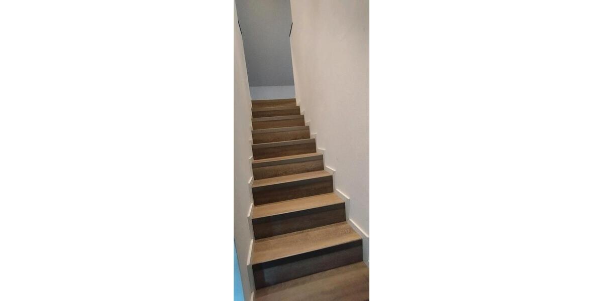 Maisonettenwohnung Essen (Oldenburg) - 7 Zimmer, 200 m&sup2;, 252.000&euro; | Angebot:23702848