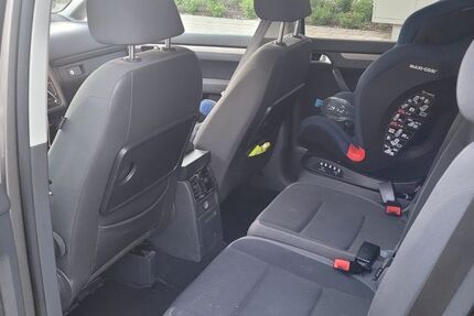 VW Touran 166.700 km 5.600 &euro; Münster 48161