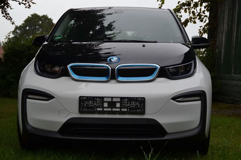 i3