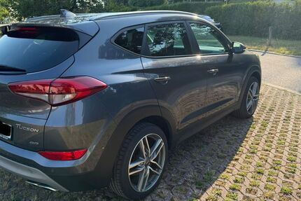 Hyundai ix35 169.804 km 13.000 &euro; Bruchsal 76646