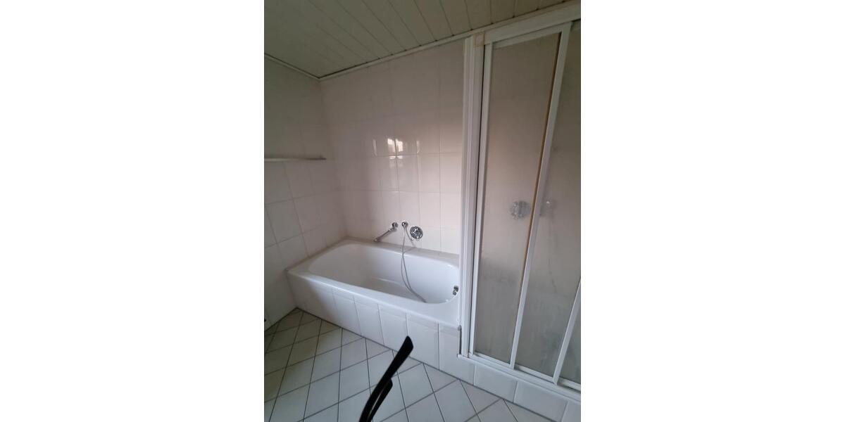 Einfamilienhaus Harsewinkel - 5 Zimmer, 200 m&sup2;, 1.900&euro; | Angebot:27614974
