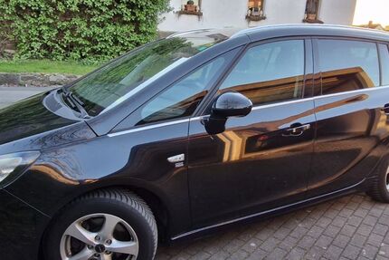 Opel Zafira 324.000 km 3.800 &euro; Rabenau 35466