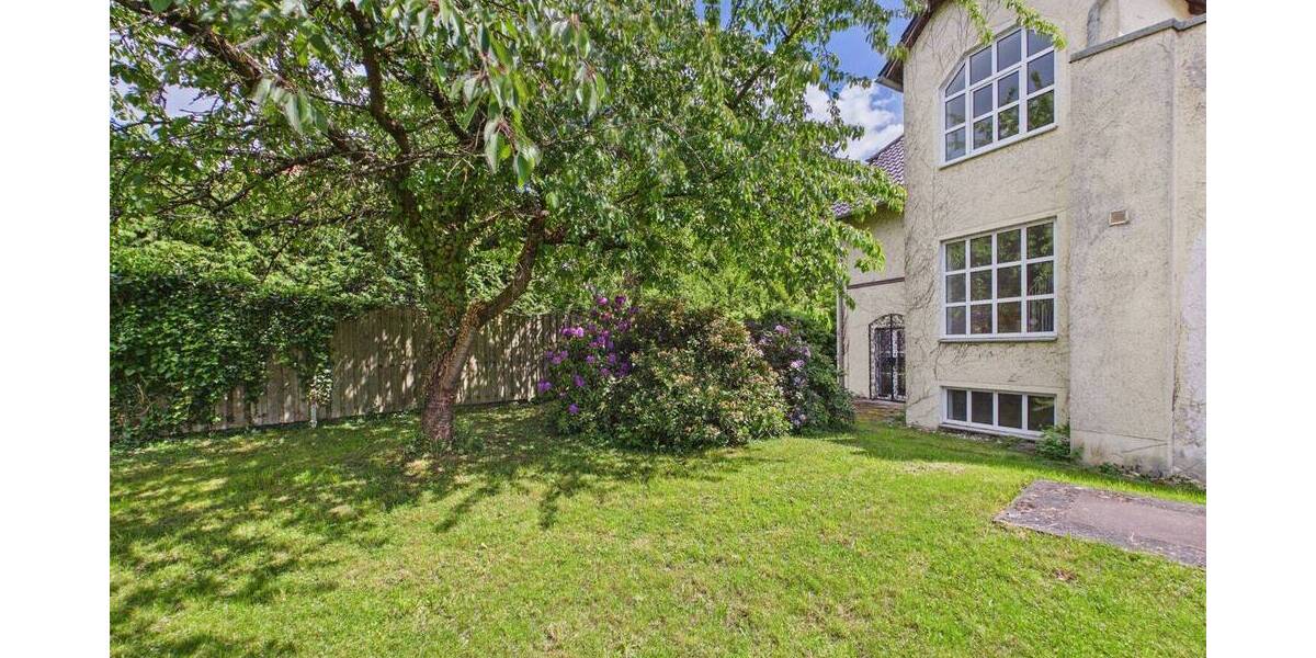 Einfamilienhaus Landshut Berg - 9 Zimmer, 230 m&sup2;, 995.000&euro; | Angebot:26798186