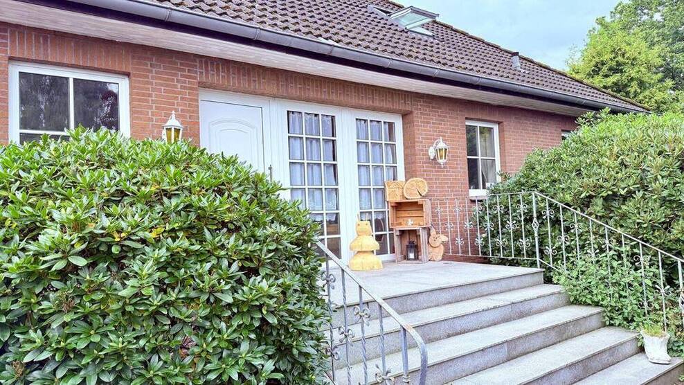 Miete sichern, Zuhause planen: Großzügiges Einfamilienhaus in fantastischer Lage - ab 2027 zur Eigennutzung 8 zimmer