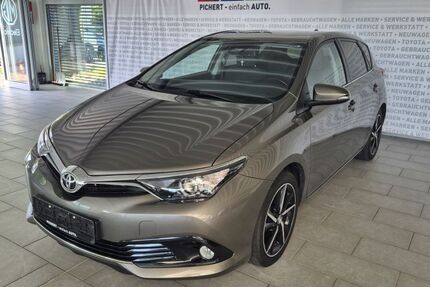 Toyota Auris 76.000 km 12.900 &euro; Passau - Grubweg 94034