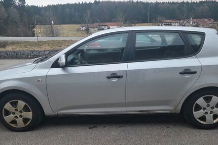 Kia ceed / Ceed 168.500 km 1.499 &euro; Schöfweg 94572