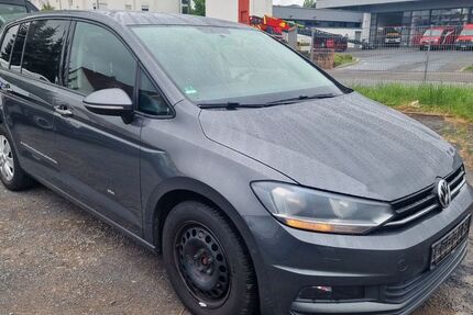 VW Touran 396.000 km 6.500 &euro; Büdingen 63654