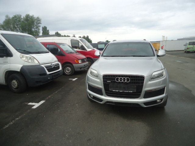 Q7