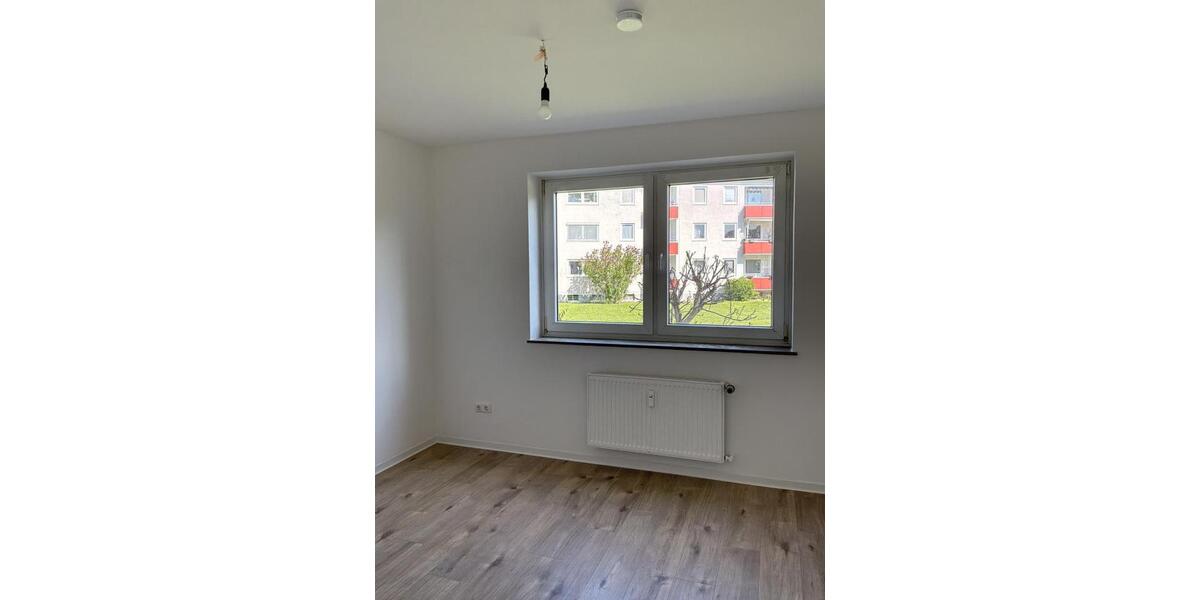 Erdgeschoßwohnung Gütersloh - 3 Zimmer, 74 m&sup2;, 759&euro; | Angebot:26270288