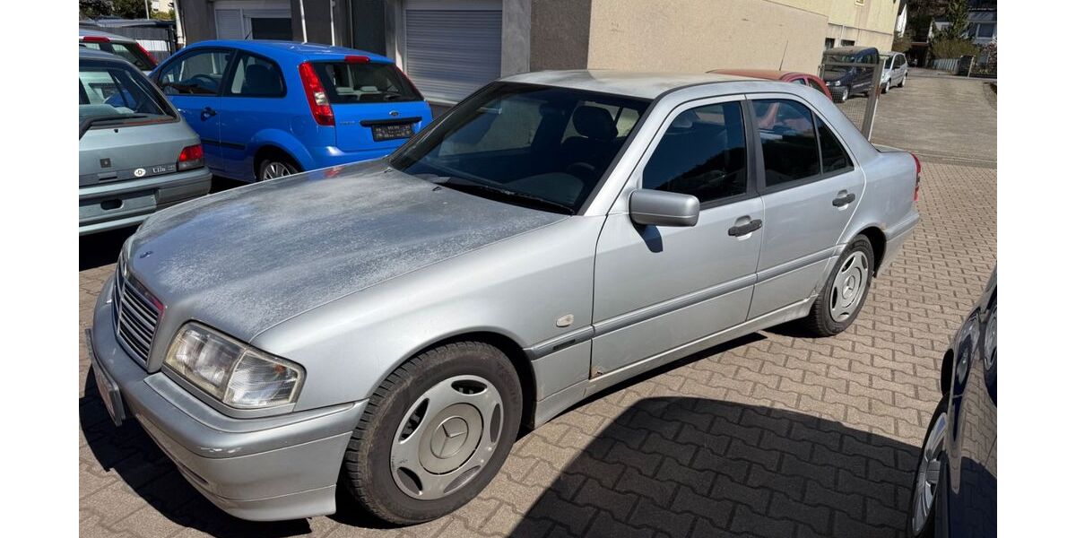 Mercedes-Benz C 200 148.000 km 2.990 &euro; Idar-Oberstein 55743