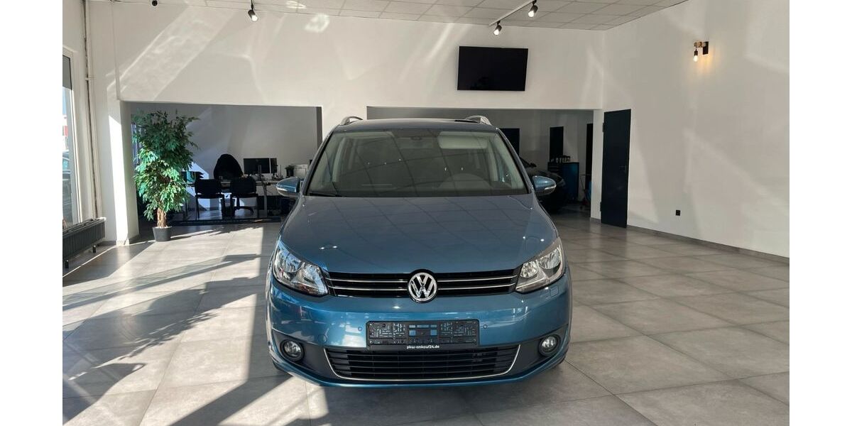 VW Touran 133.000 km 11.000 &euro; Oberhausen 46049