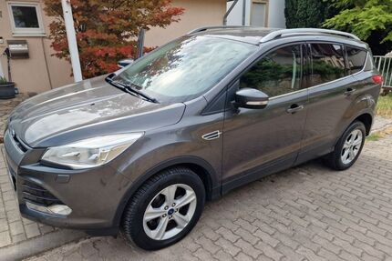 Ford Kuga 121.000 km 13.500 &euro; Alsheim 67577