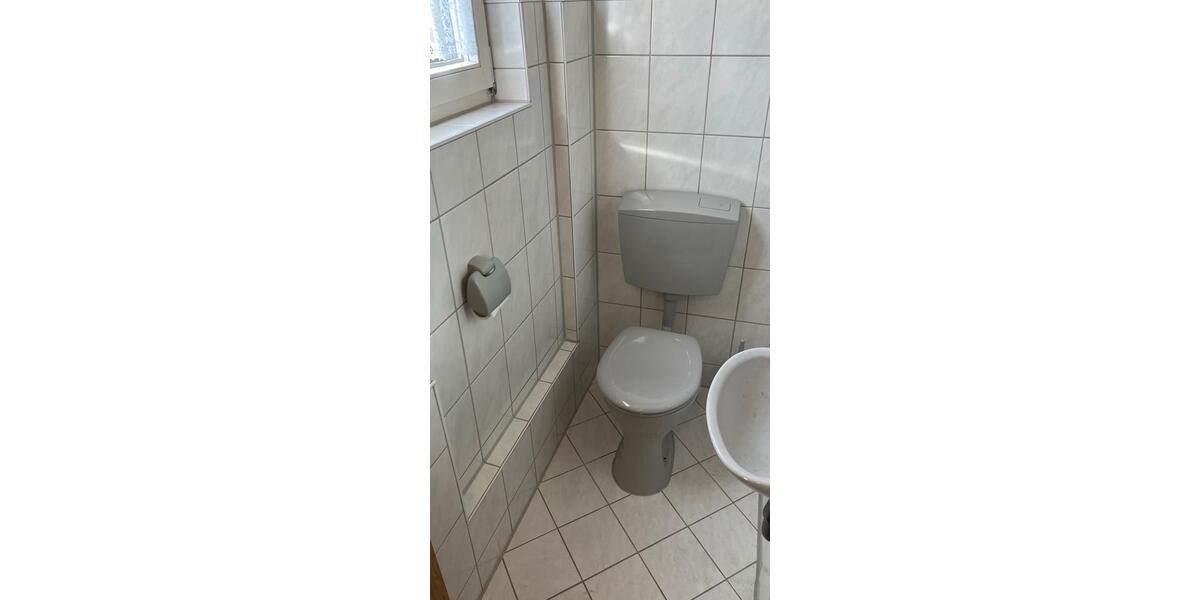 Mehrfamilienhaus, Wohnhaus Pfullingen - 11 Zimmer, 204 m&sup2;, 460.000&euro; | Angebot:26777658