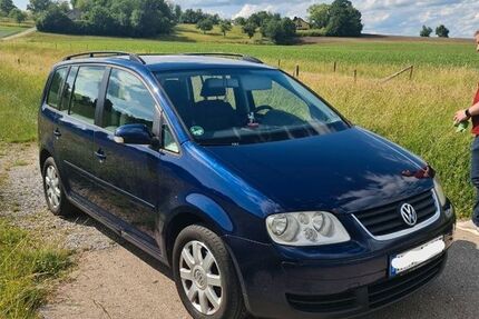 VW Touran 210.000 km 3.000 &euro; Waldenburg 74638