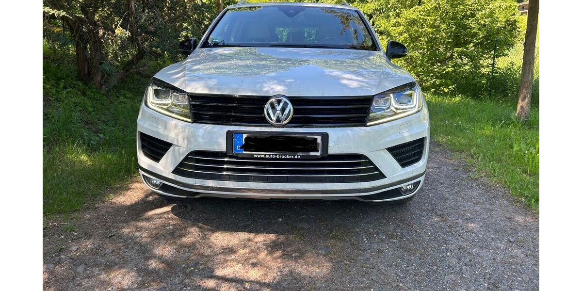 VW Touareg 168.000 km 17.900 &euro; Vacha 36404