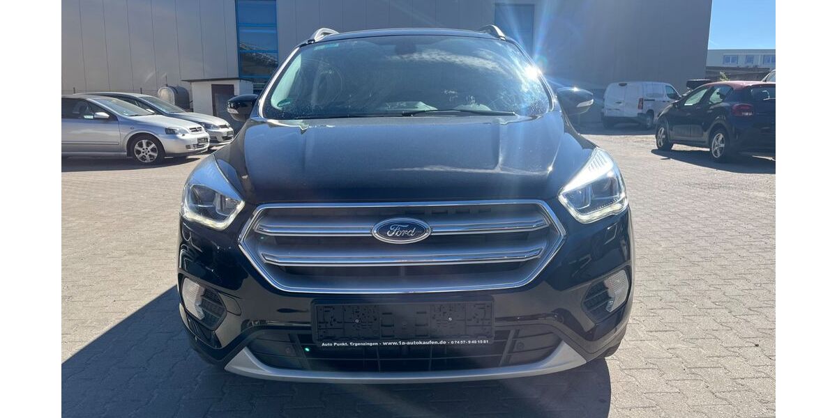 Ford Kuga 163.500 km 9.999 &euro; Holzgerlingen 71088