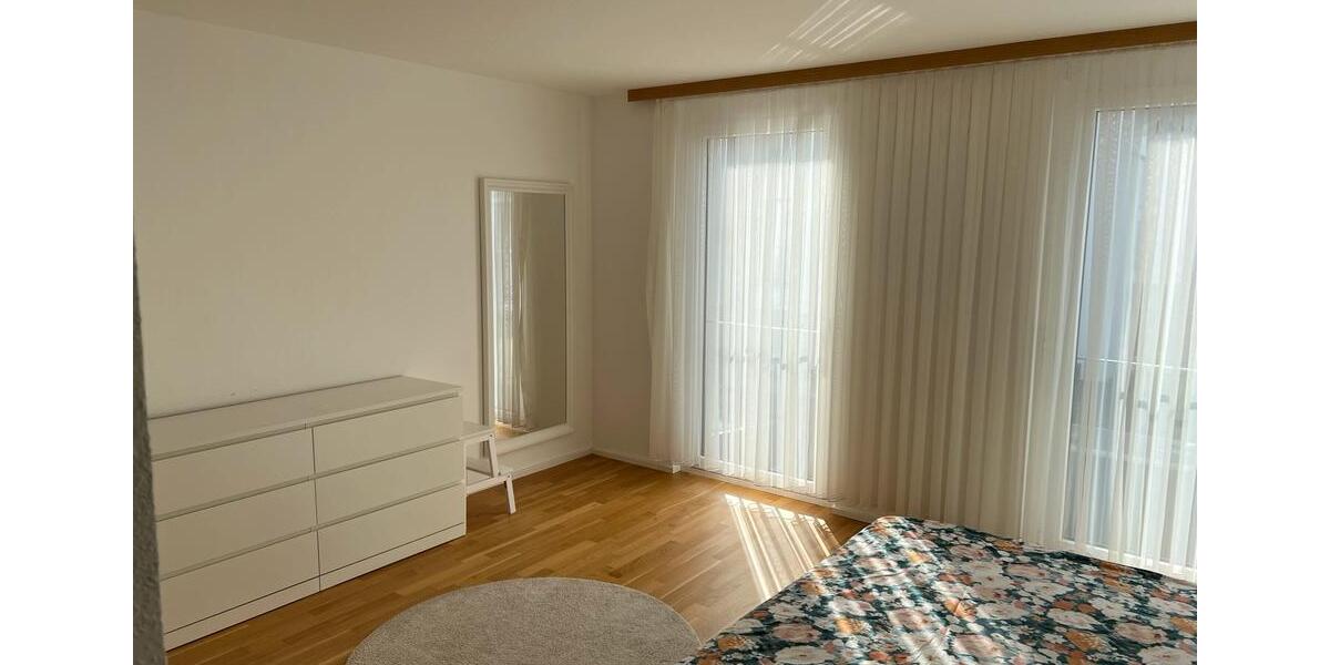 Etagenwohnung Esslingen am Neckar Brühl - 5 Zimmer, 127 m&sup2;, 2.250&euro; | Angebot:26320180